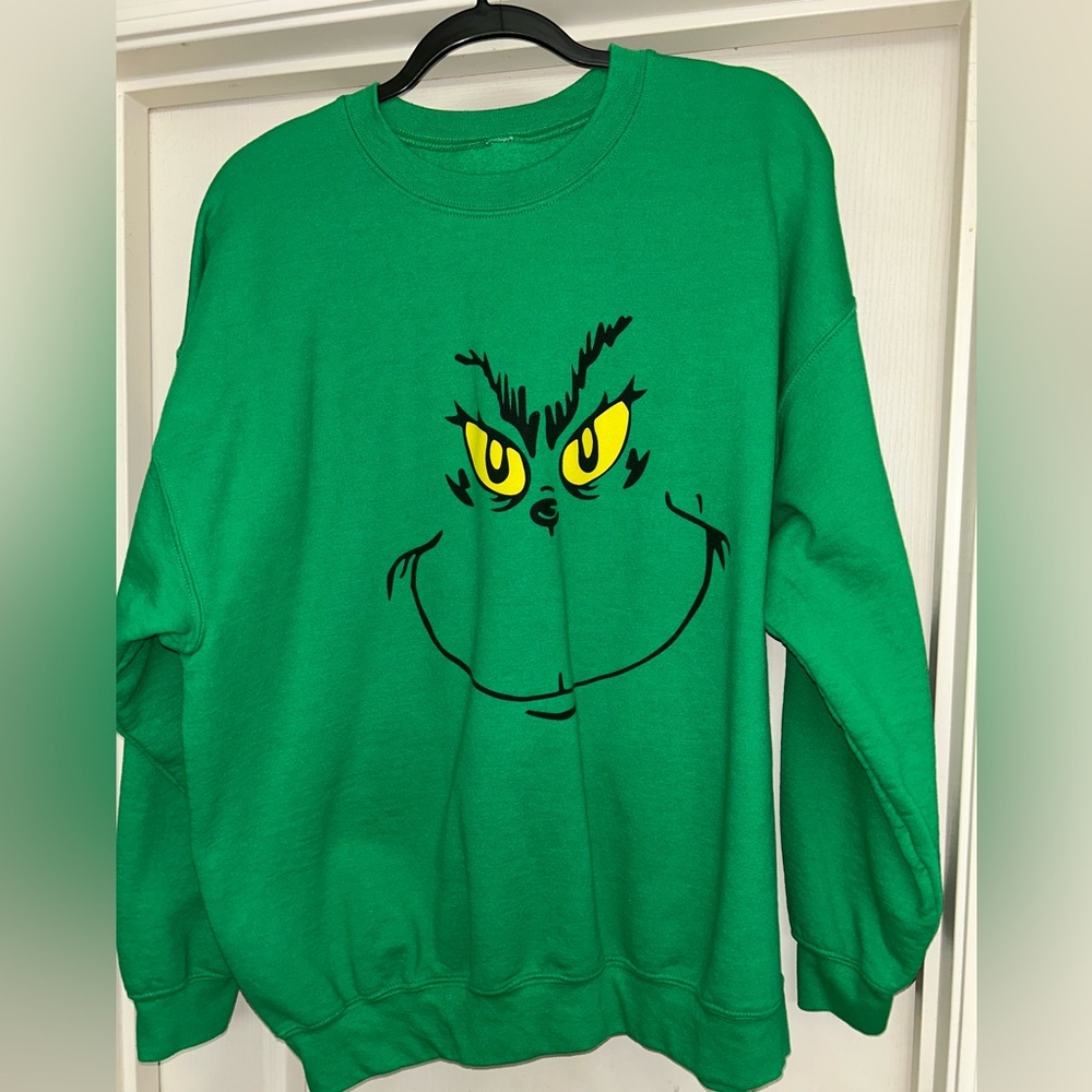 Green Grinch Face Men's Sweatshirt. Worn once.